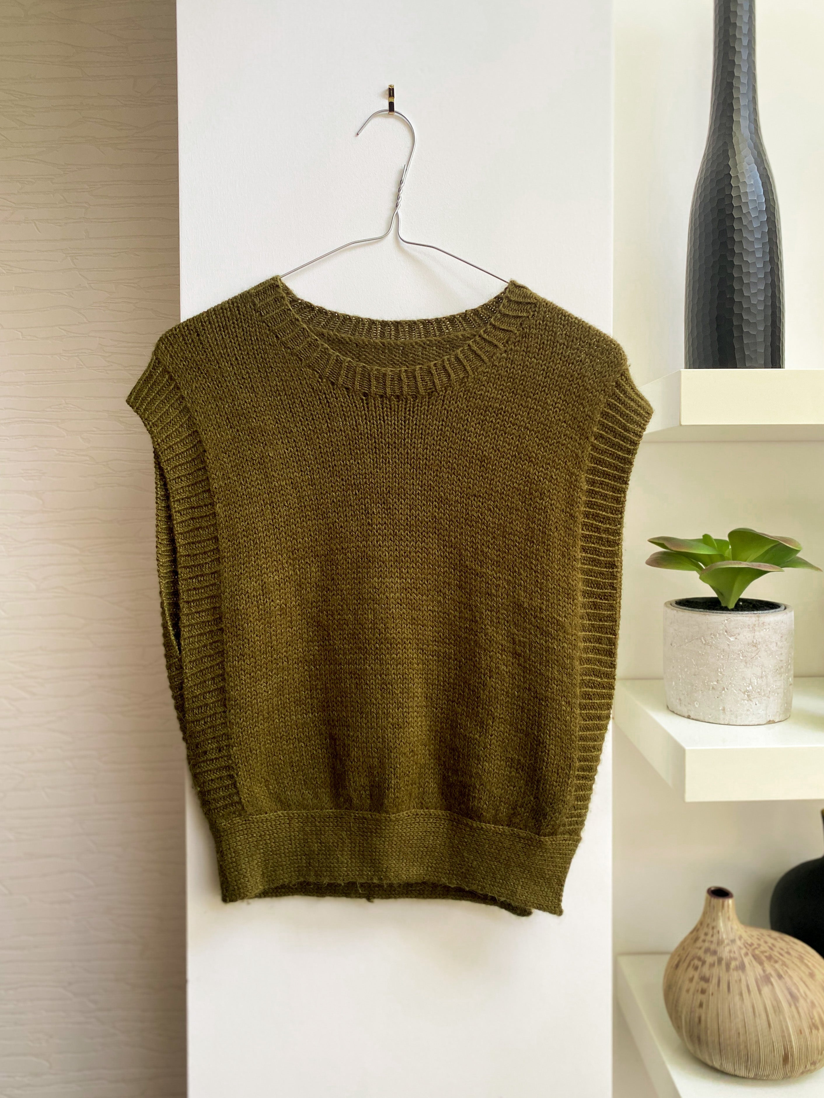 Serene Vest Knitting Pattern